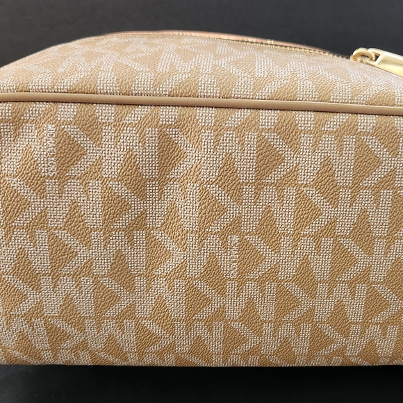 Michael Kors Tan and Cream Women\'s Backpack